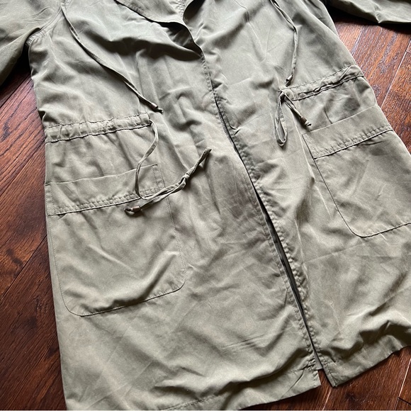 Spring Jacket - Picture 5 of 6